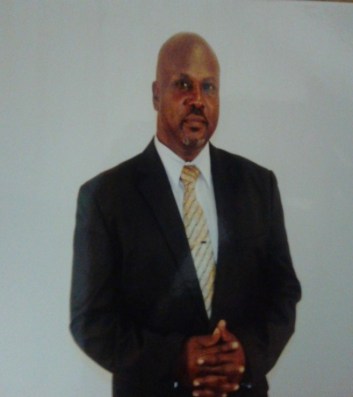 pastor-outlaw-102016